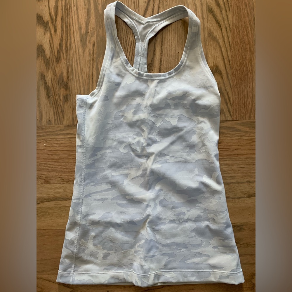 Lululemon Racerback Tank White/Gray/Blue Camo Size 4